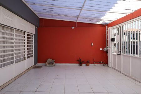 Garagem de casa para alugar com 3 quartos, 120m² em Vila Marari, São Paulo