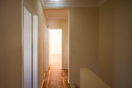 Casa para alugar com 120m², 3 quartos e 3 vagas Casa para alugar com 120m², 3 quartos e 3 vagasHall de distribuição