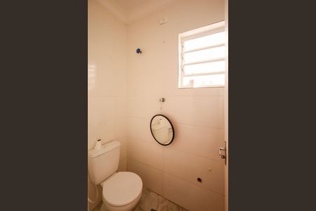 Casa para alugar com 120m², 3 quartos e 3 vagas Casa para alugar com 120m², 3 quartos e 3 vagasBanheiro de Serviço