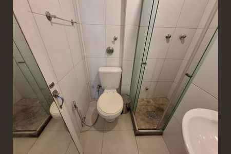 Banheiro de apartamento à venda com 1 quarto, 25m² em Flamengo, Rio de Janeiro