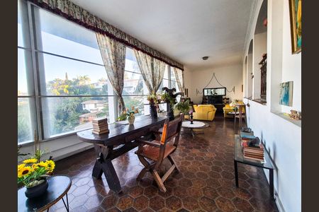 Apartamento à venda com 6 quartos, 990m² em Pacaembu, São Paulo