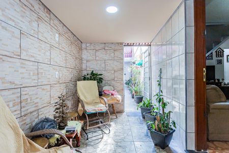 Casa para alugar com 180m², 3 quartos e 2 vagas Casa para alugar com 180m², 3 quartos e 2 vagasHall de entrada