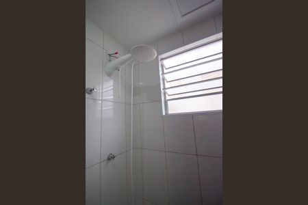 Banheiro de apartamento para alugar com 2 quartos, 43m² em Jardim Maria Eugenia, Sorocaba