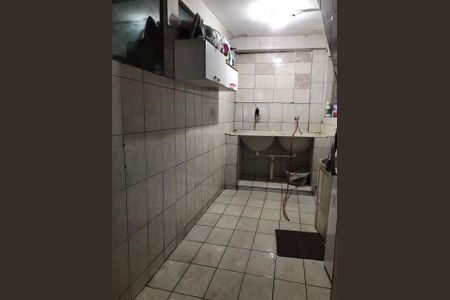 Área de serviço de casa à venda com 4 quartos, 180m² em Industrial, Contagem