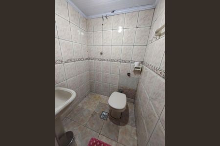 Casa para alugar com 180m², 4 quartos e 1 vaga Casa para alugar com 180m², 4 quartos e 1 vagaBanheiro