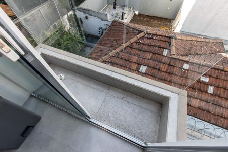 Apartamento para alugar com 31m², 2 quartos e sem vaga Apartamento para alugar com 31m², 2 quartos e sem vagaVaranda