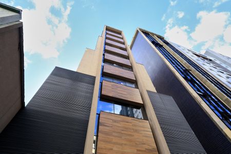Apartamento à venda com 90m², 2 quartos e 2 vagas Apartamento à venda com 90m², 2 quartos e 2 vagasFachada