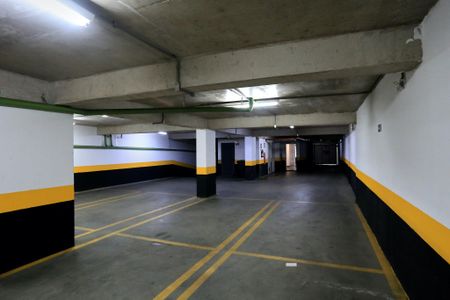 Apartamento à venda com 90m², 2 quartos e 2 vagas Apartamento à venda com 90m², 2 quartos e 2 vagasGaragem