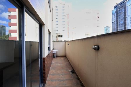 Apartamento à venda com 90m², 2 quartos e 2 vagas Apartamento à venda com 90m², 2 quartos e 2 vagasÁrea de Serviço
