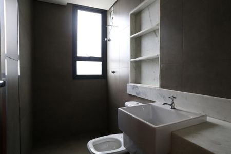 Apartamento à venda com 90m², 2 quartos e 2 vagas Apartamento à venda com 90m², 2 quartos e 2 vagasBanheiro