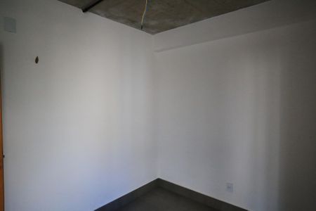 Apartamento à venda com 90m², 2 quartos e 2 vagas Apartamento à venda com 90m², 2 quartos e 2 vagasQuarto