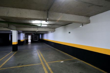 Apartamento à venda com 90m², 2 quartos e 2 vagas Apartamento à venda com 90m², 2 quartos e 2 vagasGaragem