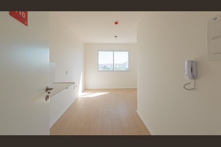 Cozinha/Quarto de kitnet/studio para alugar com 1 quarto, 17m² em Vila Granada, São Paulo
