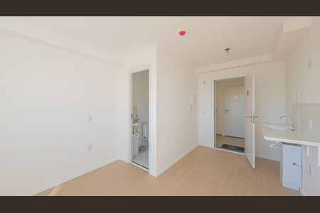 Cozinha/Quarto de kitnet/studio para alugar com 1 quarto, 17m² em Vila Granada, São Paulo