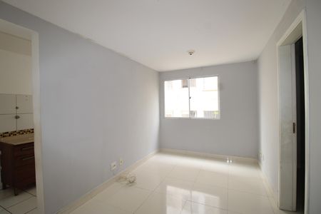 Sala de apartamento para alugar com 2 quartos, 42m² em Itaquera, São Paulo