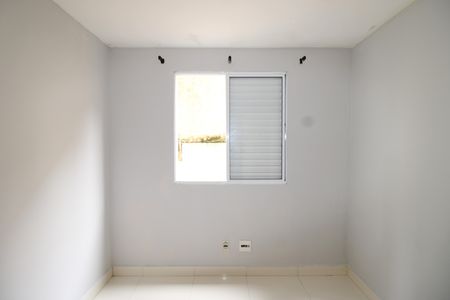 Quarto 2 de apartamento para alugar com 2 quartos, 42m² em Itaquera, São Paulo
