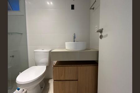 Apartamento para alugar com 169m², 3 quartos e 2 vagas Apartamento para alugar com 169m², 3 quartos e 2 vagasBanheiro Social