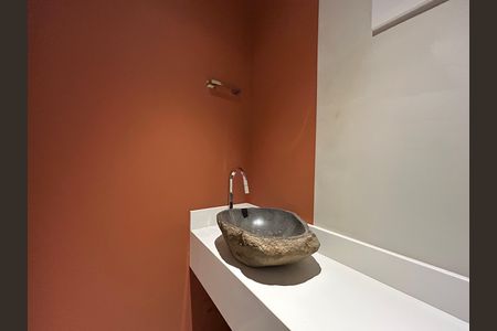 Apartamento para alugar com 169m², 3 quartos e 2 vagas Apartamento para alugar com 169m², 3 quartos e 2 vagasLavabo