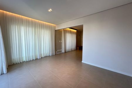 Apartamento para alugar com 169m², 3 quartos e 2 vagas Apartamento para alugar com 169m², 3 quartos e 2 vagasSala