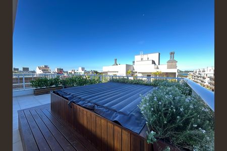 Apartamento para alugar com 169m², 3 quartos e 2 vagas Apartamento para alugar com 169m², 3 quartos e 2 vagasHidromassagem