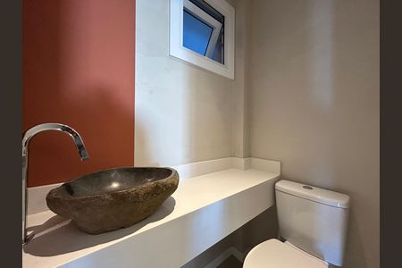 Apartamento para alugar com 169m², 3 quartos e 2 vagas Apartamento para alugar com 169m², 3 quartos e 2 vagasLavabo