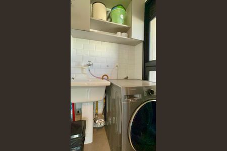 Área de Serviço de apartamento para alugar com 1 quarto, 70m² em Pinheiros, São Paulo