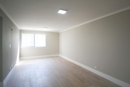 Apartamento à venda com 100m², 2 quartos e 1 vaga Apartamento à venda com 100m², 2 quartos e 1 vagaSala