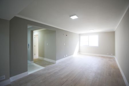 Apartamento à venda com 100m², 2 quartos e 1 vaga Apartamento à venda com 100m², 2 quartos e 1 vagaSala