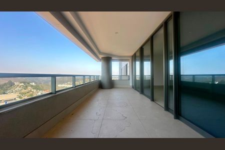 Varanda  de apartamento à venda com 4 quartos, 208m² em Vila das Flores, Nova Lima