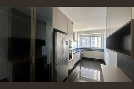 Cozinha  de apartamento à venda com 4 quartos, 208m² em Vila das Flores, Nova Lima