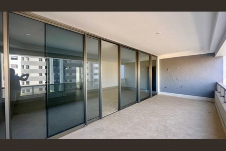 Varanda  de apartamento à venda com 4 quartos, 208m² em Vila das Flores, Nova Lima