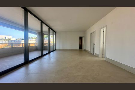 Apartamento à venda com 4 quartos, 208m² em Vila das Flores, Nova Lima