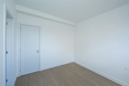 Apartamento à venda com 208m², 4 quartos e 3 vagas Apartamento à venda com 208m², 4 quartos e 3 vagasQUARTO3