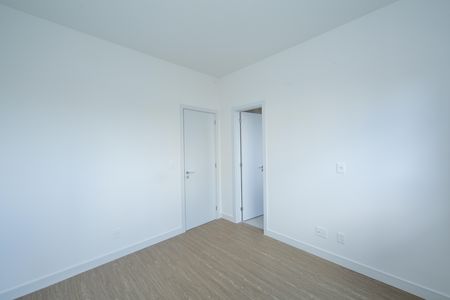 Apartamento à venda com 208m², 4 quartos e 3 vagas Apartamento à venda com 208m², 4 quartos e 3 vagasQUARTO1