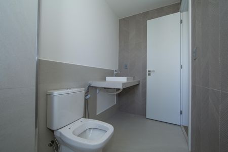 BANHEIRO4 de apartamento à venda com 4 quartos, 208m² em Vila das Flores, Nova Lima