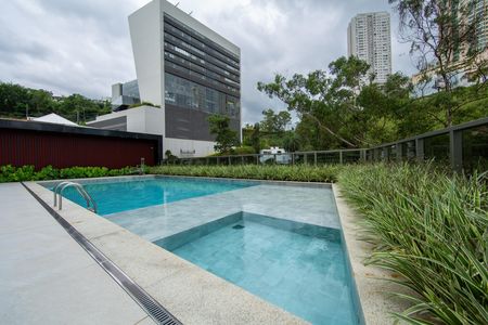 Apartamento à venda com 208m², 4 quartos e 3 vagas Apartamento à venda com 208m², 4 quartos e 3 vagasPISCINA