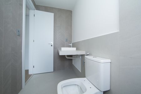 Apartamento à venda com 208m², 4 quartos e 3 vagas Apartamento à venda com 208m², 4 quartos e 3 vagasBANHEIRO2