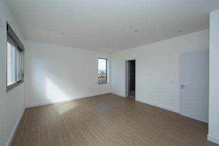 Apartamento à venda com 208m², 4 quartos e 3 vagas Apartamento à venda com 208m², 4 quartos e 3 vagasQUARTO4