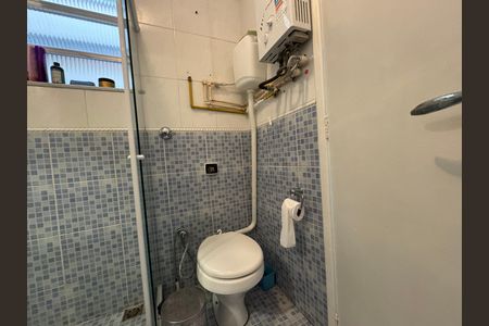 Banheiro social de apartamento para alugar com 2 quartos, 57m² em Centro, Rio de Janeiro