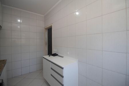 Apartamento para alugar com 50m², 2 quartos e sem vaga Apartamento para alugar com 50m², 2 quartos e sem vagaCozinha - Armários