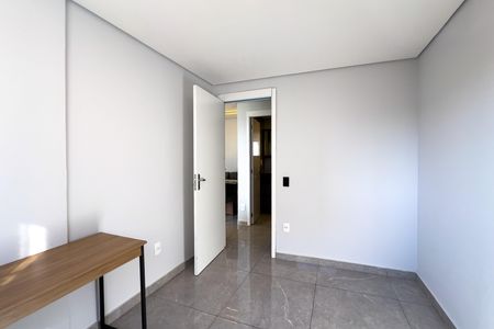 Apartamento para alugar com 51m², 2 quartos e 1 vagaQuarto 2