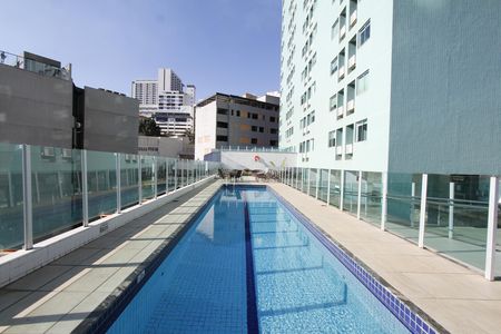 Studio à venda com 29m², 1 quarto e sem vagaÁrea comum - Piscina