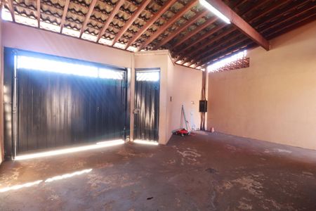 Garagem  de apartamento para alugar com 2 quartos, 150m² em Parque dos Pinos, Ribeirão Preto