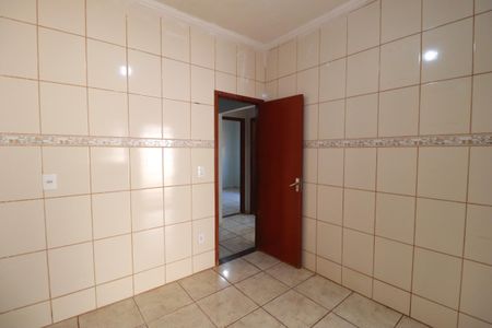 Casa para alugar com 150m², 2 quartos e 2 vagasCozinha 