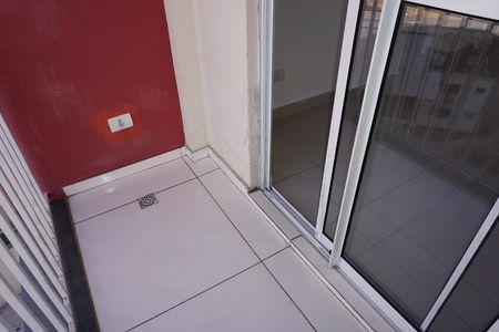 Apartamento para alugar com 55m², 2 quartos e 1 vagaVaranda