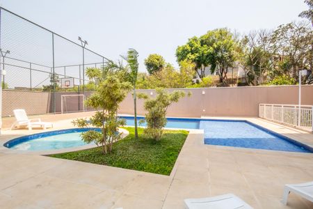 Apartamento à venda com 41m², 2 quartos e 1 vaga Apartamento à venda com 41m², 2 quartos e 1 vagaÁrea comum - Piscina