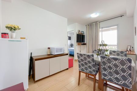 Sala de apartamento à venda com 2 quartos, 41m² em Aliança, Osasco