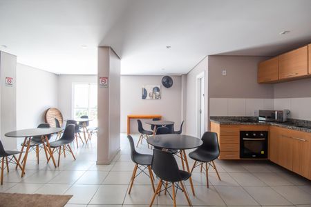 Apartamento à venda com 41m², 2 quartos e 1 vaga Apartamento à venda com 41m², 2 quartos e 1 vagaÁrea comum - Salão de festas