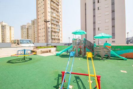 Apartamento à venda com 41m², 2 quartos e 1 vaga Apartamento à venda com 41m², 2 quartos e 1 vagaÁrea comum - Playground