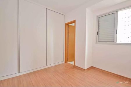 Apartamento à venda com 68m², 2 quartos e 2 vagasQuarto